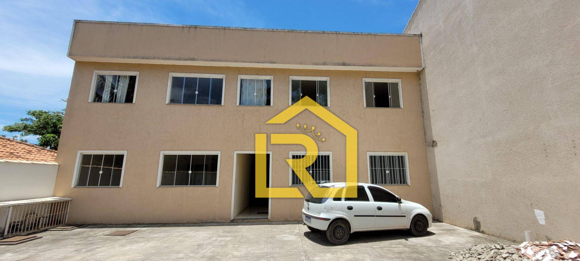 Casa para Venda - Porto Alegre / RS no bairro Teresópolis, 3 dormitórios, 2  banheiros, 3 vagas de garagem, área total 396,00 m², área útil 250,00 m²