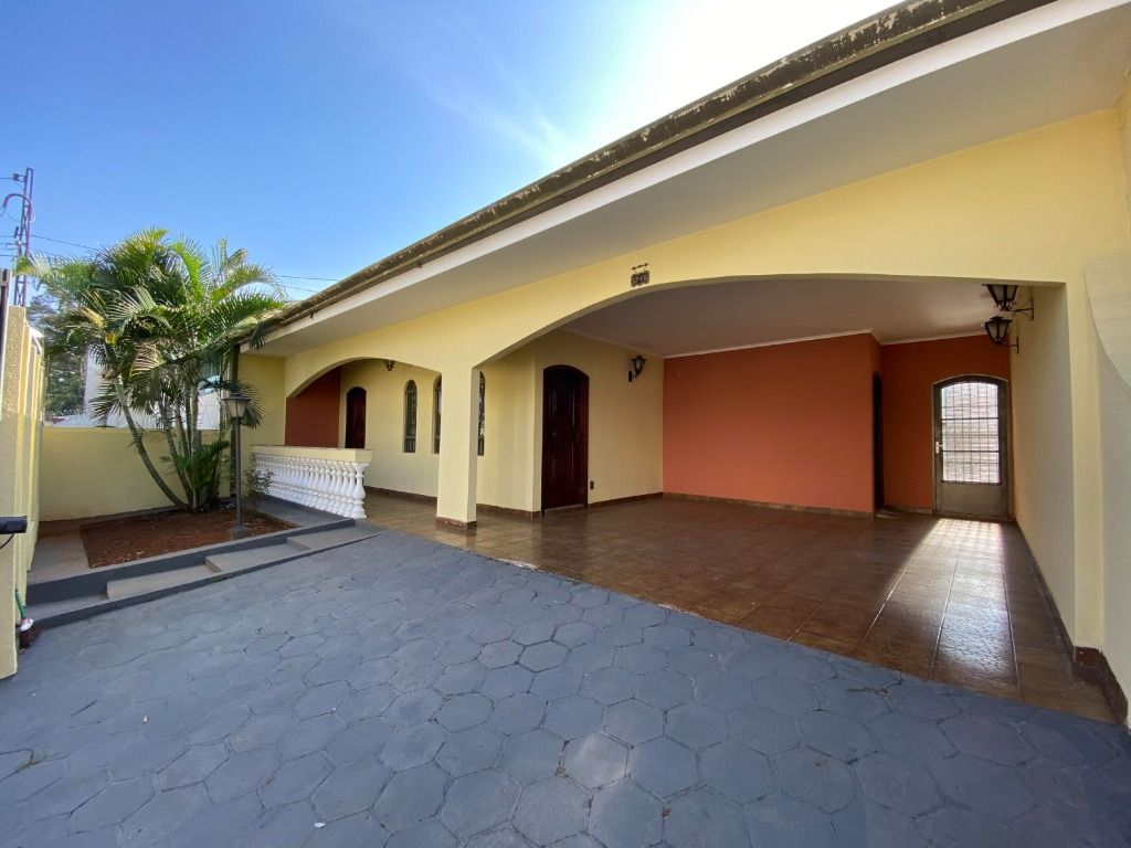 Casa - Padrão - Jardim Estoril - Bauru R$ 1.100.000,00. Cód.: 3969