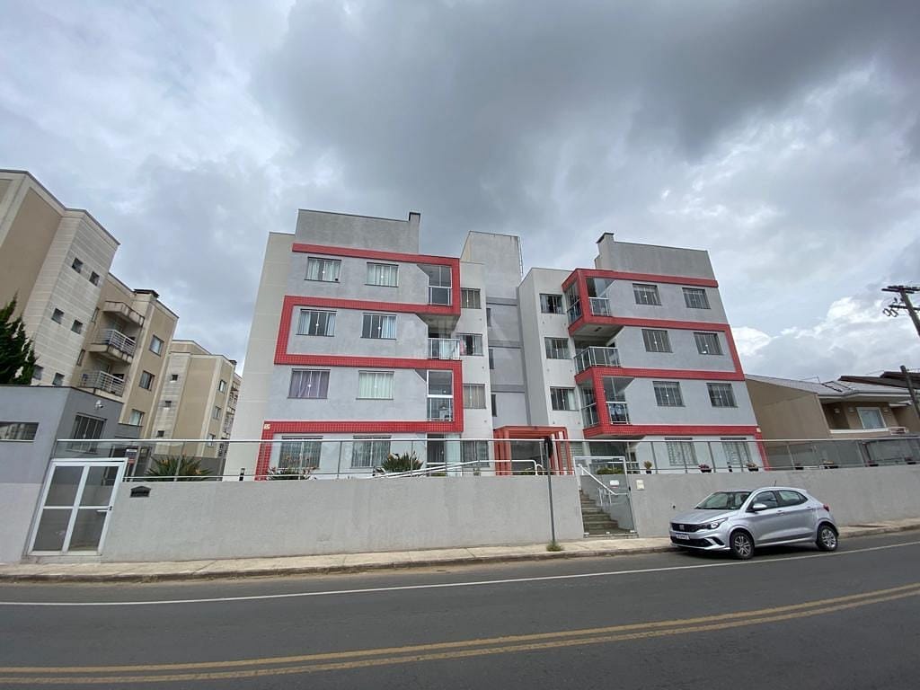 Apartamentos à venda na Rua Irmã Genoveva Valenga em Curitiba, PR