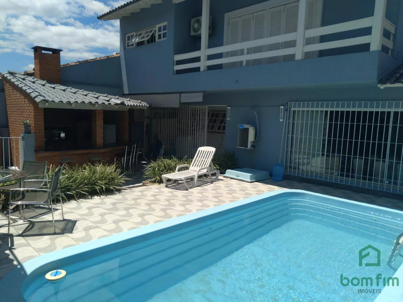 Casas com piscina à venda em Cavalhada, Porto Alegre, RS - ZAP Imóveis